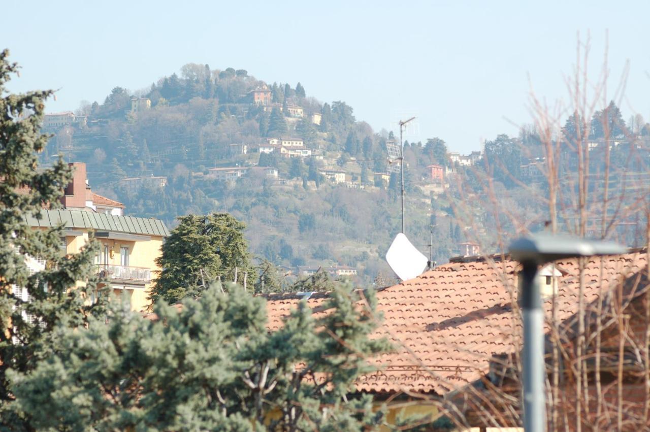 B&B Monteverdi Bergamo Bagian luar foto
